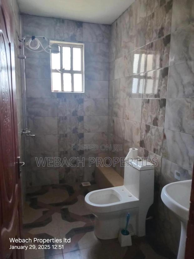 6bdrm Mansion in Parliament Road, Syokimau for rent