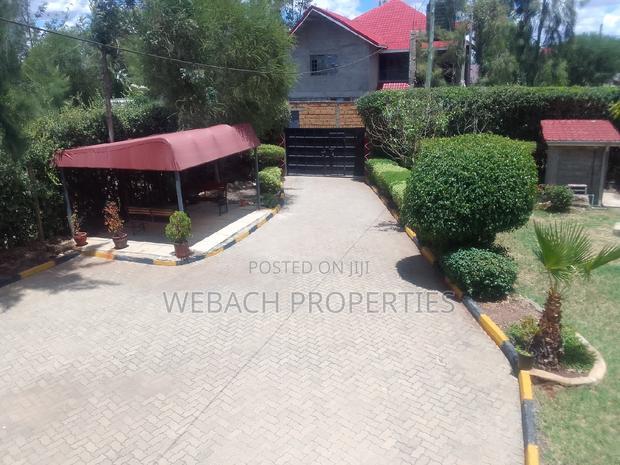 5bdrm Mansion in Kiungani Road, Gateway Mall Area for sale