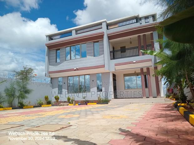 9bdrm Townhouse/Terrace in Syokimau for sale
