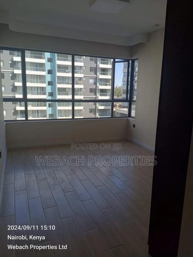 3bdrm Apartment in Makumbi Indesign, Hotel 67 Area for sale