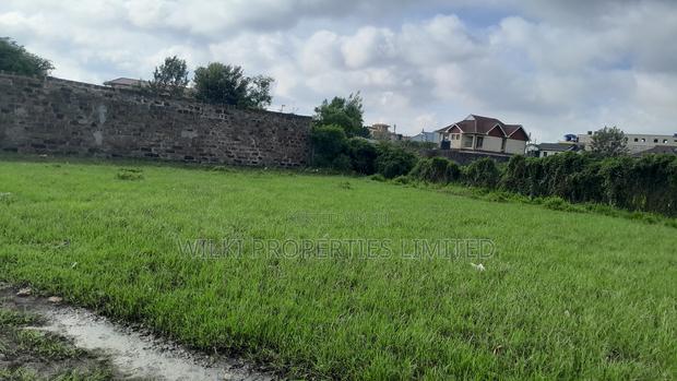 40*60 Commercial Plot for Sale at Kenyatta Road