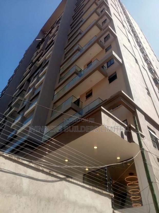 100 by 100 Plot for Sale at Parklands