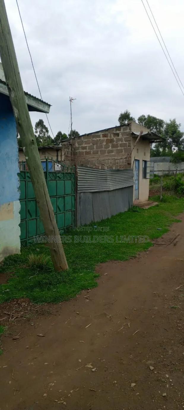 1bdrm House in Naromoru Kiamathaga for sale