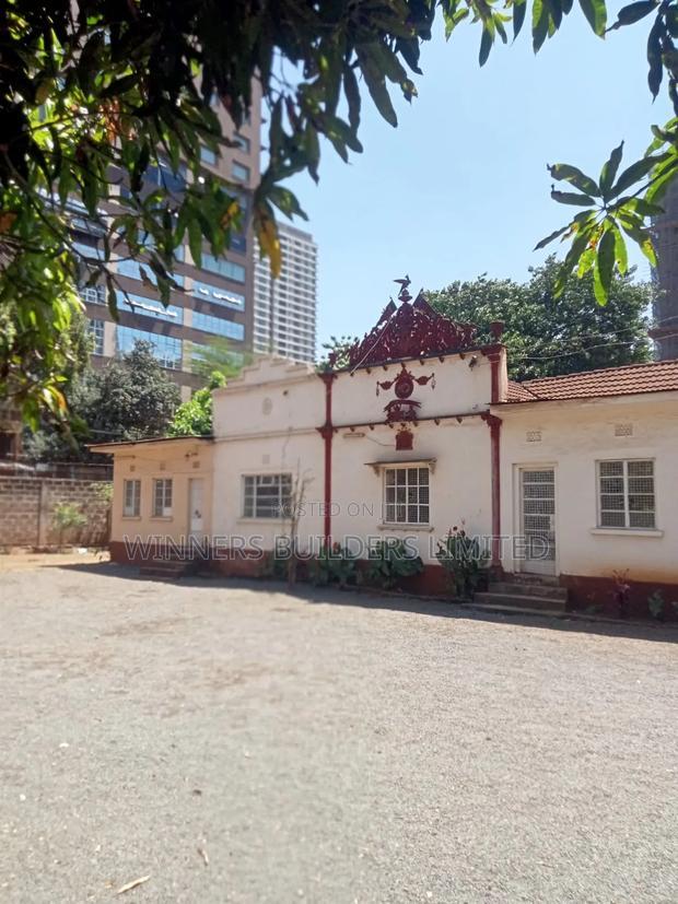 1/2 Acre for Sale at Westland Muthithi Road