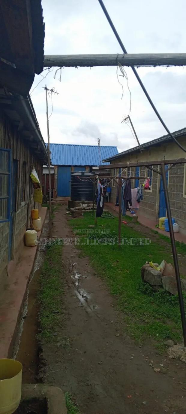 1bdrm House in Naromoru Kiamathaga for sale