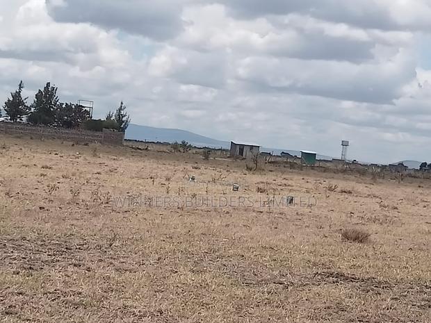 100 by 100 Plot for Sale at Ruai
