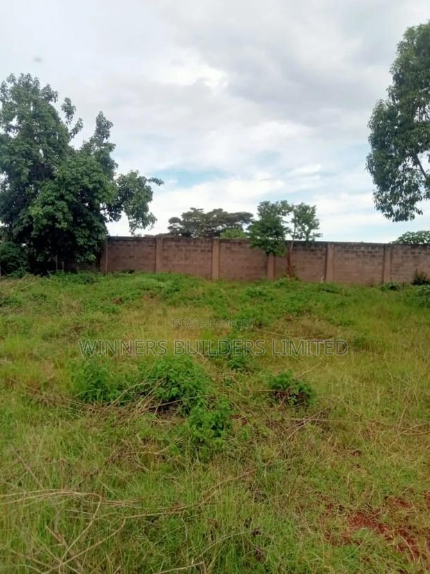 1 Acre for Sale at Njomoko