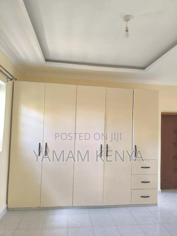 5bdrm Maisonette in Epz Estate, Kitengela for sale