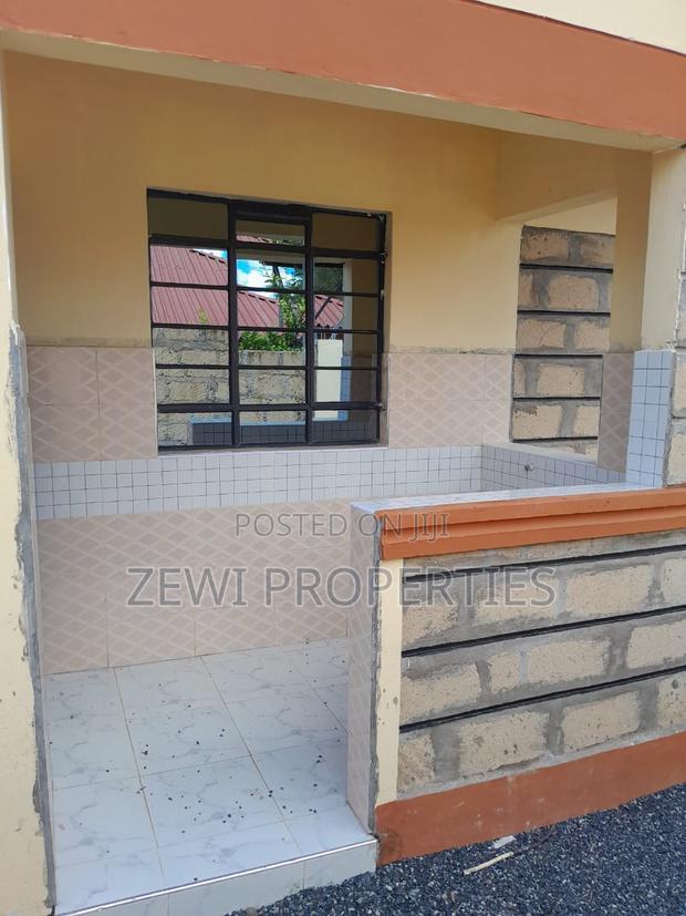 3bdrm Bungalow in Kisearan, Matasia for sale