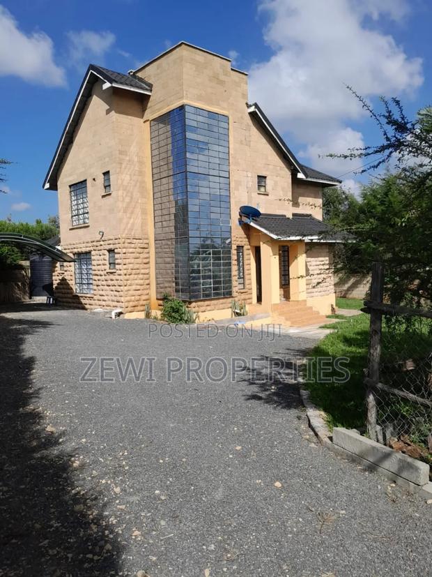 4bdrm Mansion in Kiserian for sale