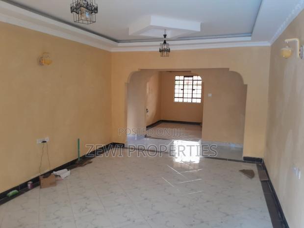3bdrm Bungalow in Kisearan, Matasia for sale