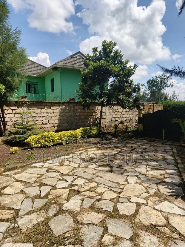 3bdrm Bungalow in Oluulua for sale