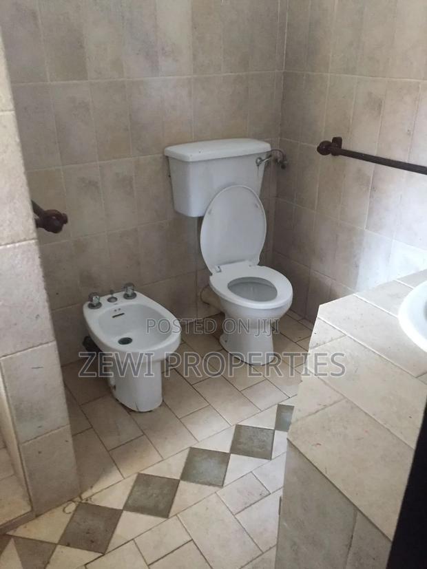 Furnished 2bdrm Bungalow in Casuarina Road, Town Centre for sale