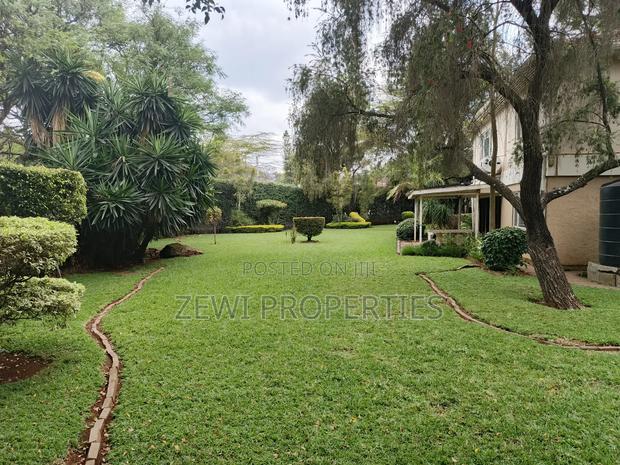 1/2 Acre Kilimani