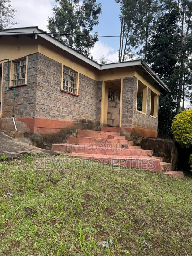 Quarter Acre With 2 Bedroom House