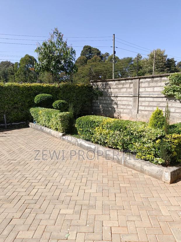 6bdrm Mansion in Kerarapon Dr for sale