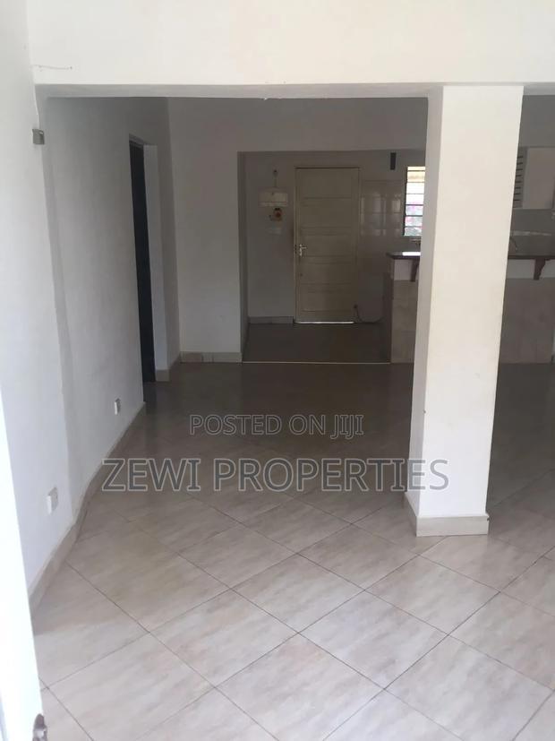 Furnished 2bdrm Bungalow in Casuarina Road, Town Centre for sale