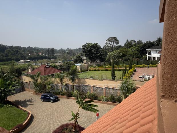 11bdrm Mansion in Runda for sale