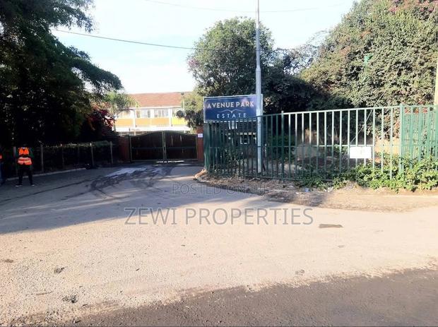 3bdrm Maisonette in Avenue Park Phase 1 for sale