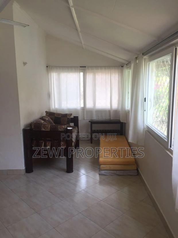 Furnished 2bdrm Bungalow in Casuarina Road, Town Centre for sale