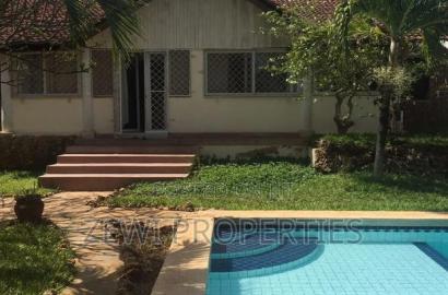 Furnished 2bdrm Bungalow in Casuarina Road, Town Centre for sale