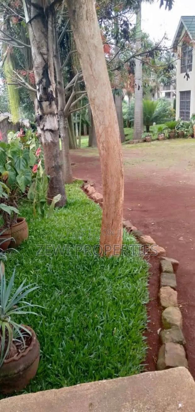 5bdrm Maisonette in Njathaini, Thindigua/Kasarini for sale