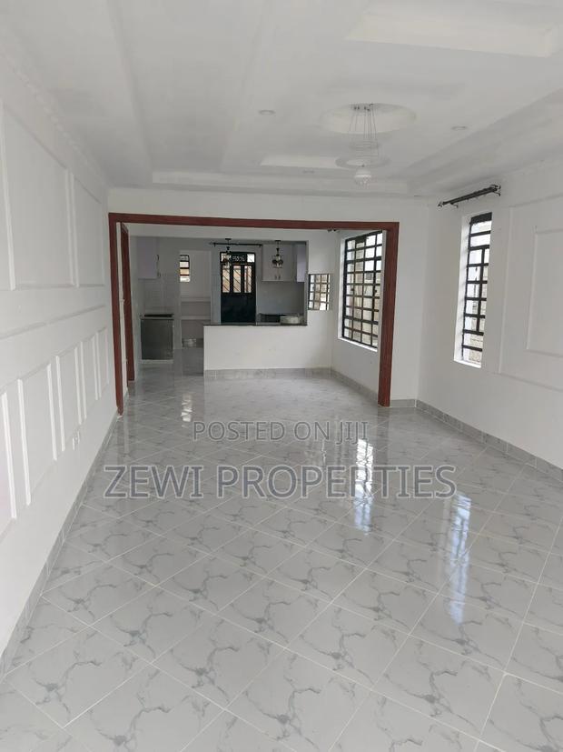 3bdrm Bungalow in Nkoroi for sale