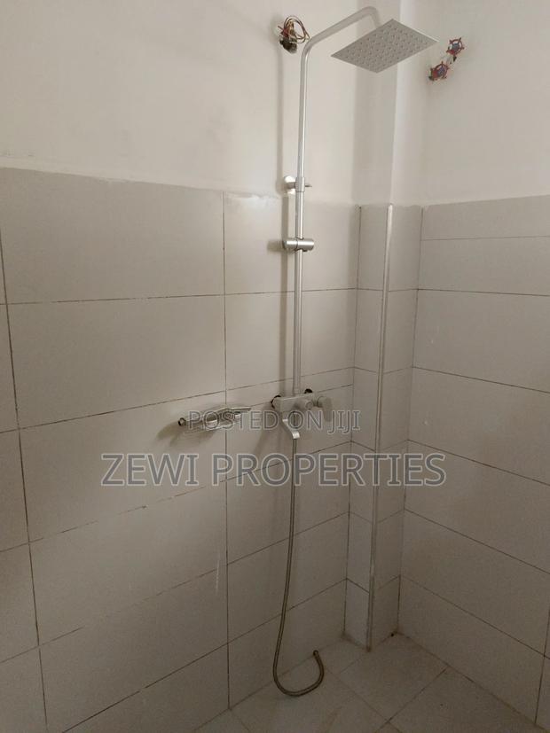 5bdrm Mansion in Kitengela for sale