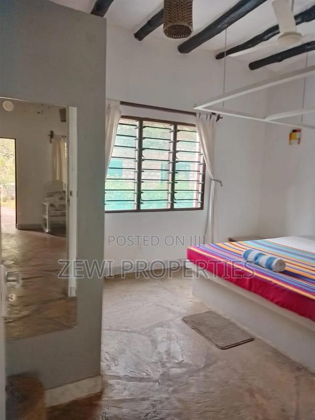 Furnished 2bdrm Apartment in Beach Road, Ukunda for sale