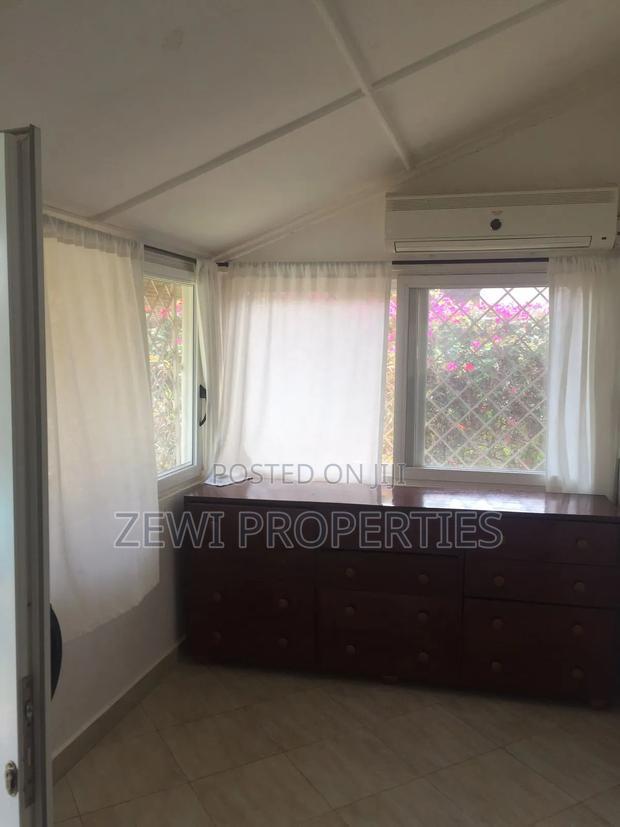 Furnished 2bdrm Bungalow in Casuarina Road, Town Centre for sale