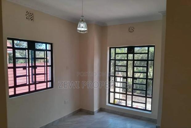 5bdrm Maisonette in Kiserian-Ngong, Matasia for sale