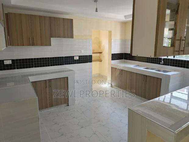 3bdrm Bungalow in Matasia for sale