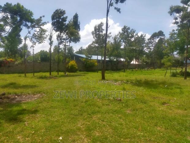 1/4 Acre Plot's Karen, Kerarapon .