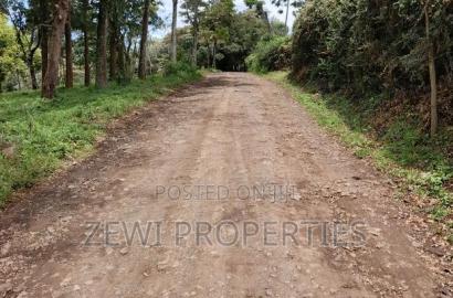 1/8 Acre Plot Matasia