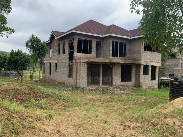 4bdrm Maisonette in Kerarapon for sale