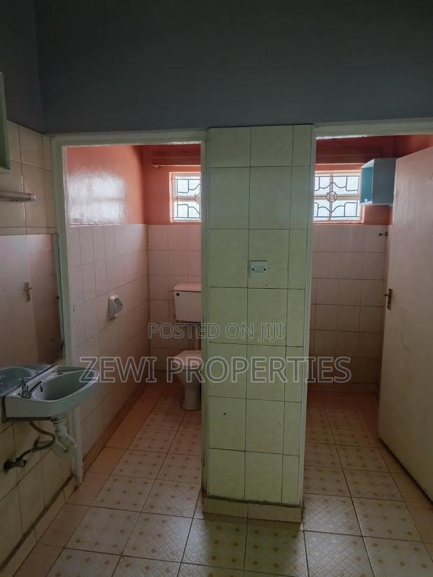3bdrm Bungalow in Oluulua for sale