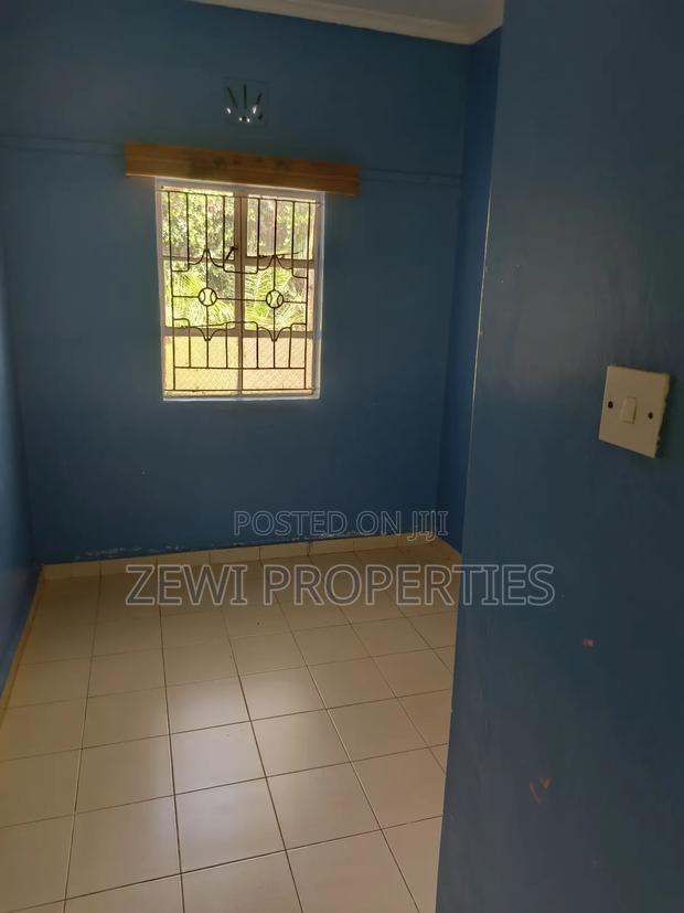 3bdrm Bungalow in Oluulua for sale