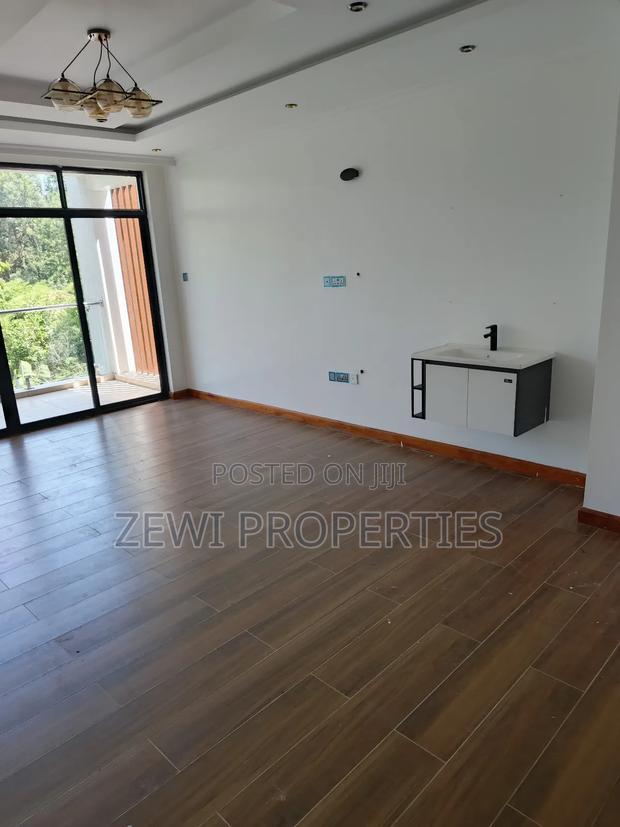 4bdrm Mansion in Karen for rent