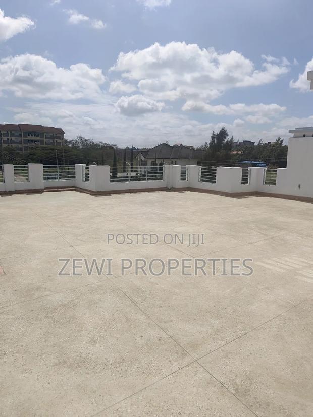 5bdrm Mansion in Kitengela for sale