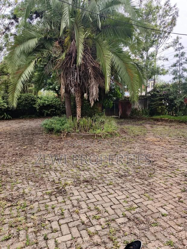 1/2 Acre Kerarapon