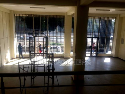 Showroom Space to Let (2,092sq.Ft) - Enterprise Rd - Image 4