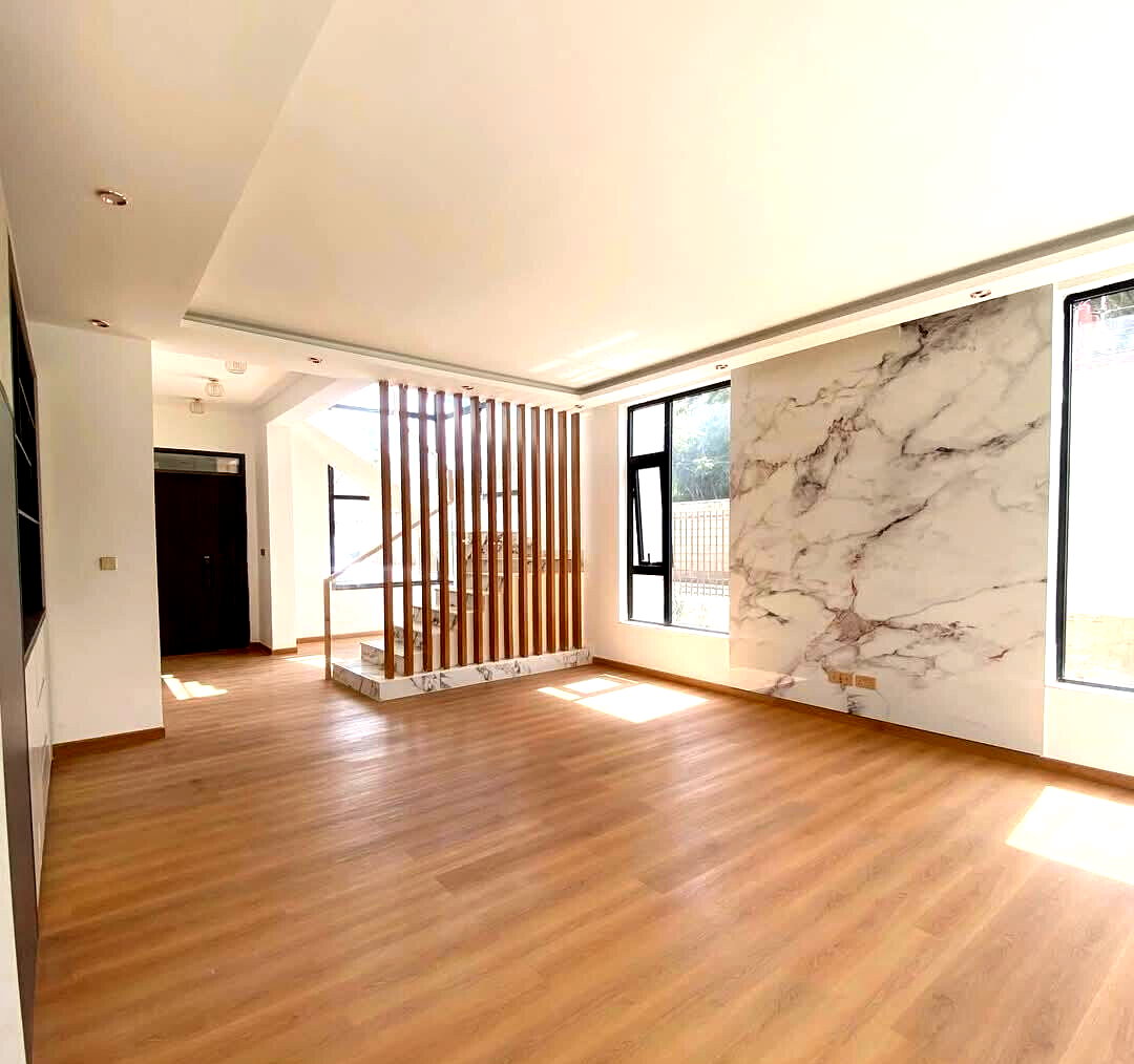 Contemporary 5-Ensuite Townhouse with DSQ & Private Garden - Lavington