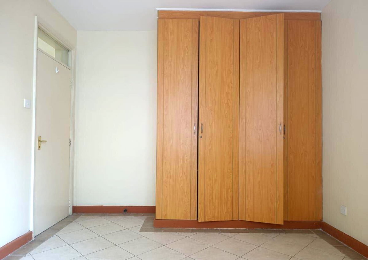 2BR with Granite Kitchen & Greenspan Mall Access - Donholm