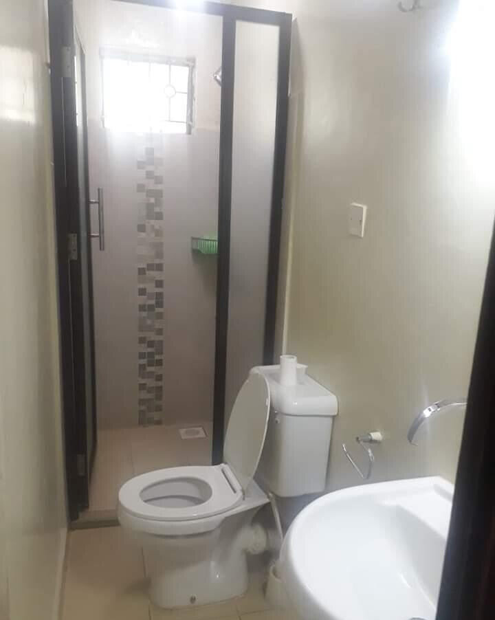 4-Ensuite Mansion with Guest Wing on Half-Acre - Lavington