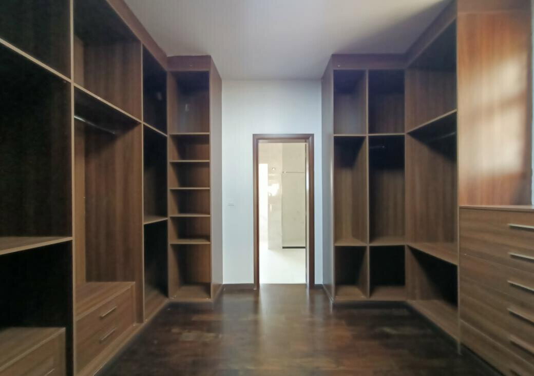 4-Ensuite Townhouse with DSQ & Solar - Lavington Gated 8