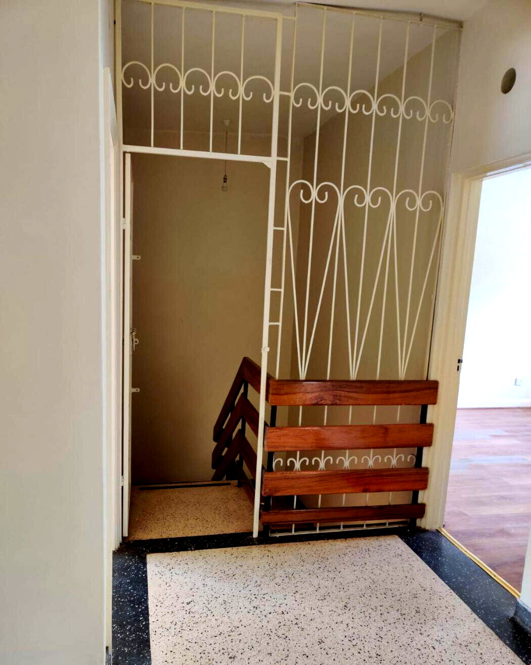 Fixer-Upper 4BR Maisonette with Own Title - Westlands