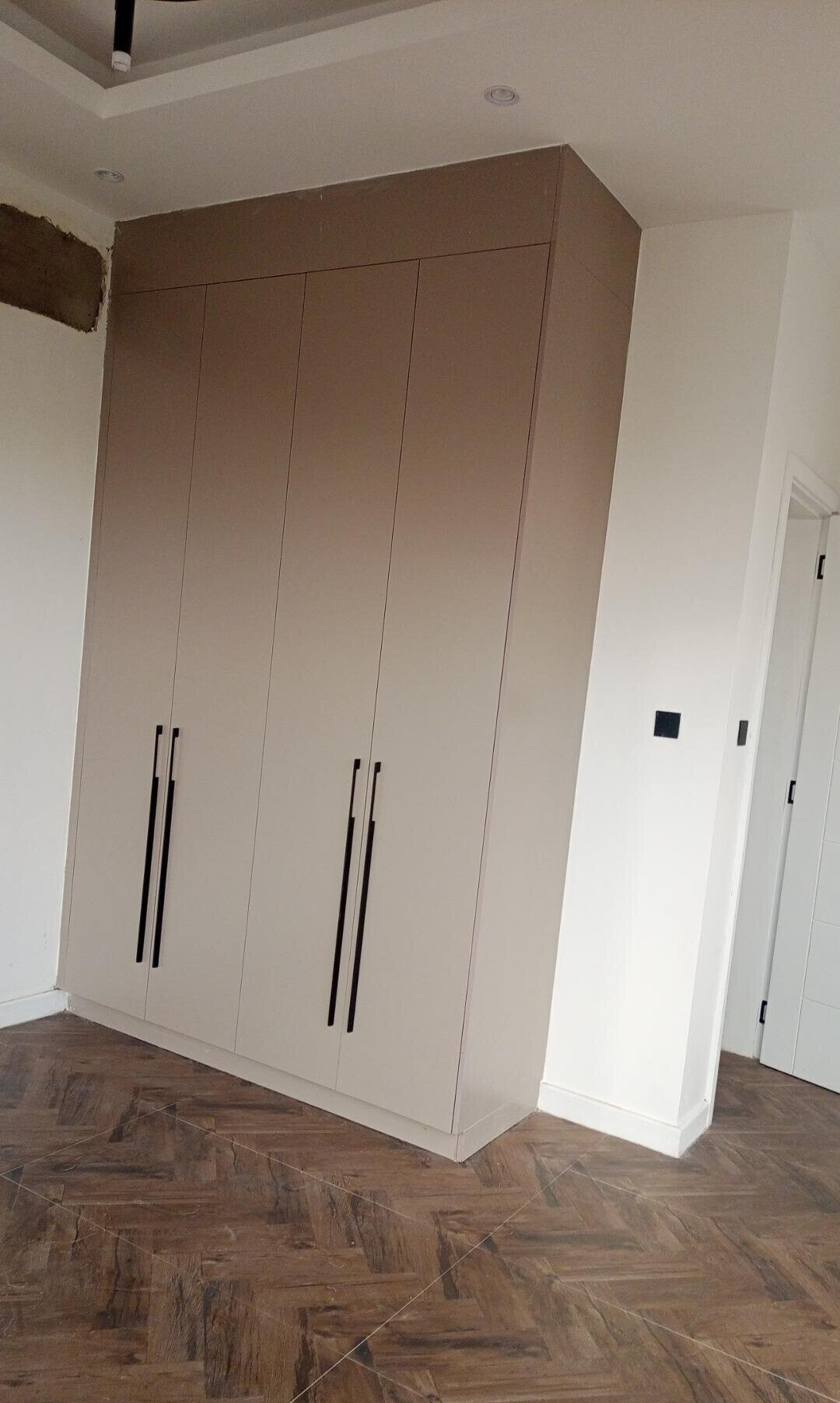 4-Ensuite Townhouse with 2 Kitchens in Gated 10-Unit Scheme - Lavington
