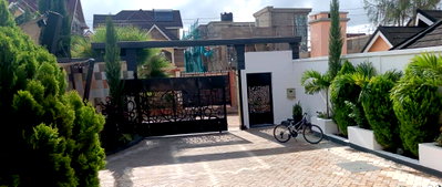 4BR Townhouse with Garden at KSh 30M