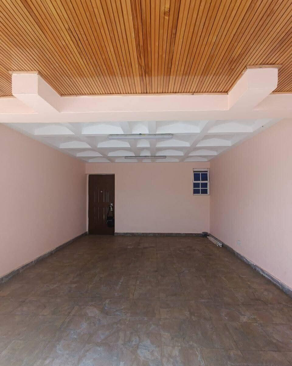 5-Ensuite Townhouse with Sunken Lounge & Fireplace - Lavington