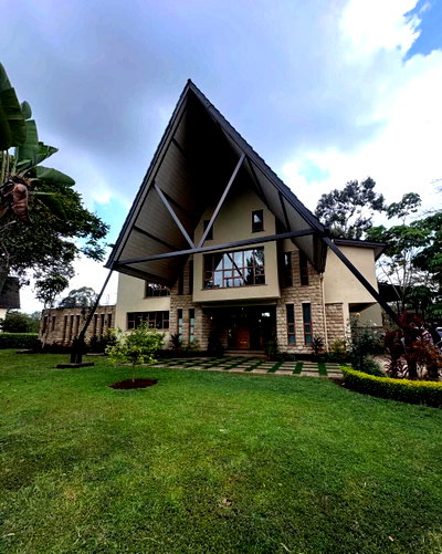 1.1 Acre Luxury Townhouse in Karen